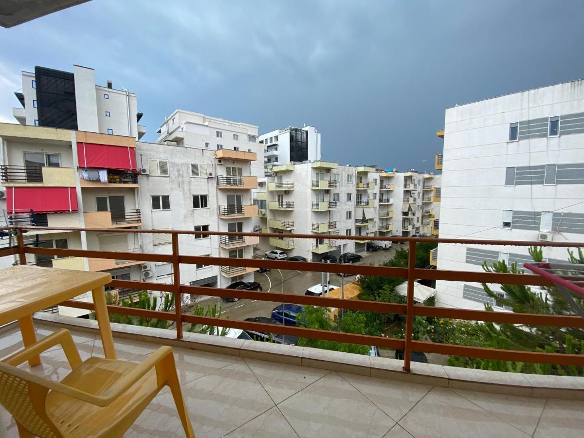 Rori'S Apartment Qerret Golem  Exteriér fotografie