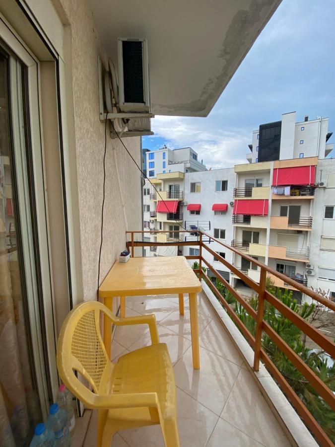 Rori'S Apartment Qerret Golem  Exteriér fotografie